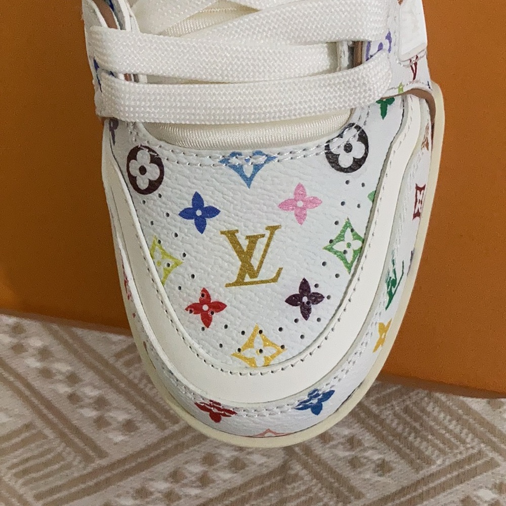 Louis Vuitton Trainer Sneakers Size 8 - Picture 5 of 11